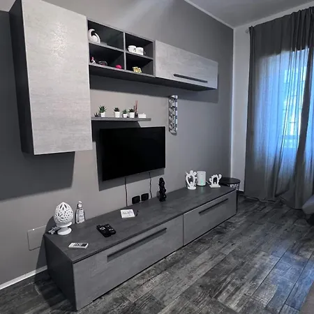 Ideal House * Bari